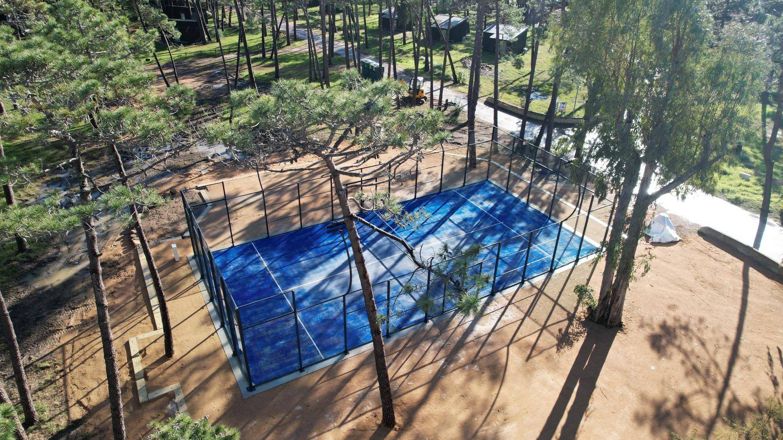 Remplacement de surface synthétique pour parcours de golf Nice Alpes-Maritimes