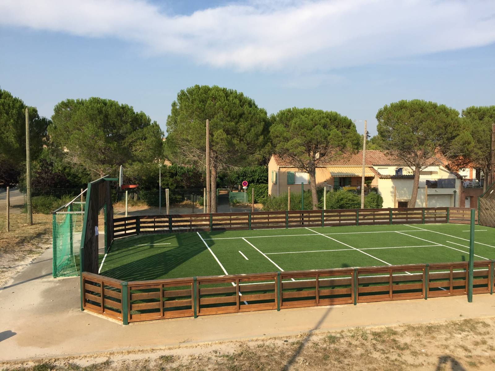 pose de terrain multisports à Montpellier