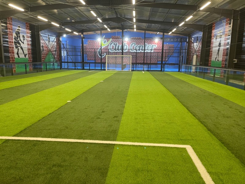 Pose d'une infrastructure de foot à 5 à Ussel