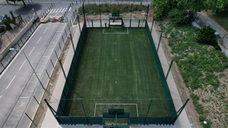 Pose de structure multisports pour la mairie de Marseille 