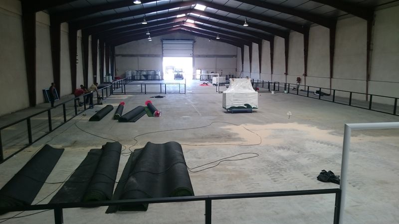 Univers Gazons réalise deux terrains de foot indoor à Albi dans le Tarn en région Occitanie