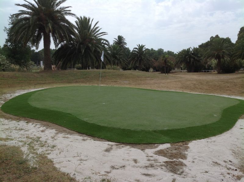 Creation de pitch and putt synthétique à Grimaud, Var, 83