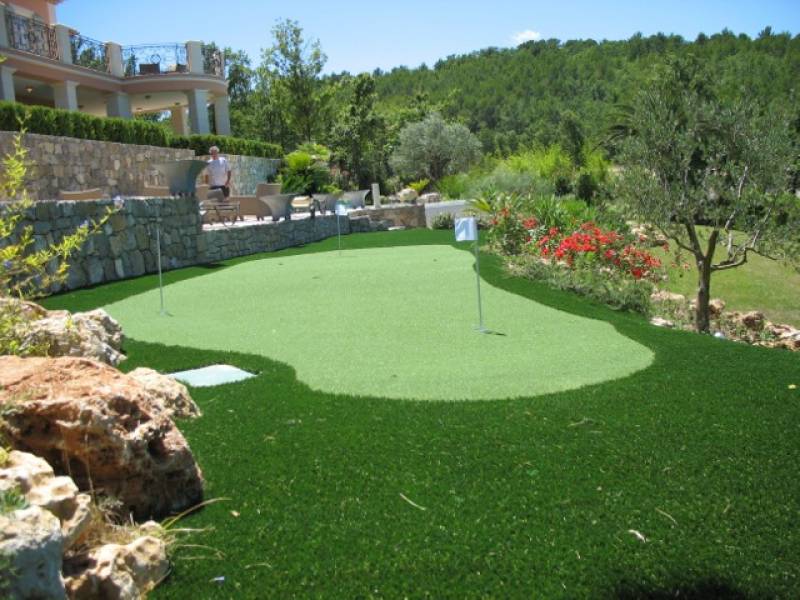 putting green synthétique haut de gamme à Paris