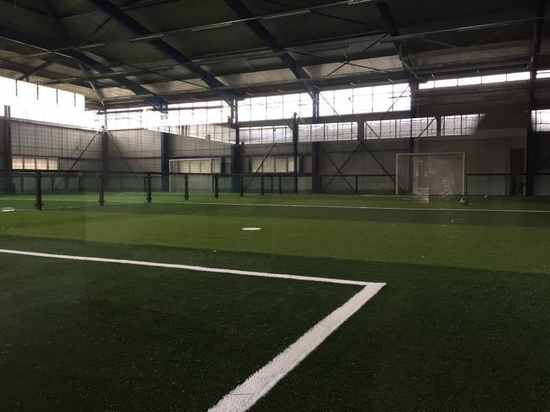 Univers gazons installateur de foot indoor à Grenoble