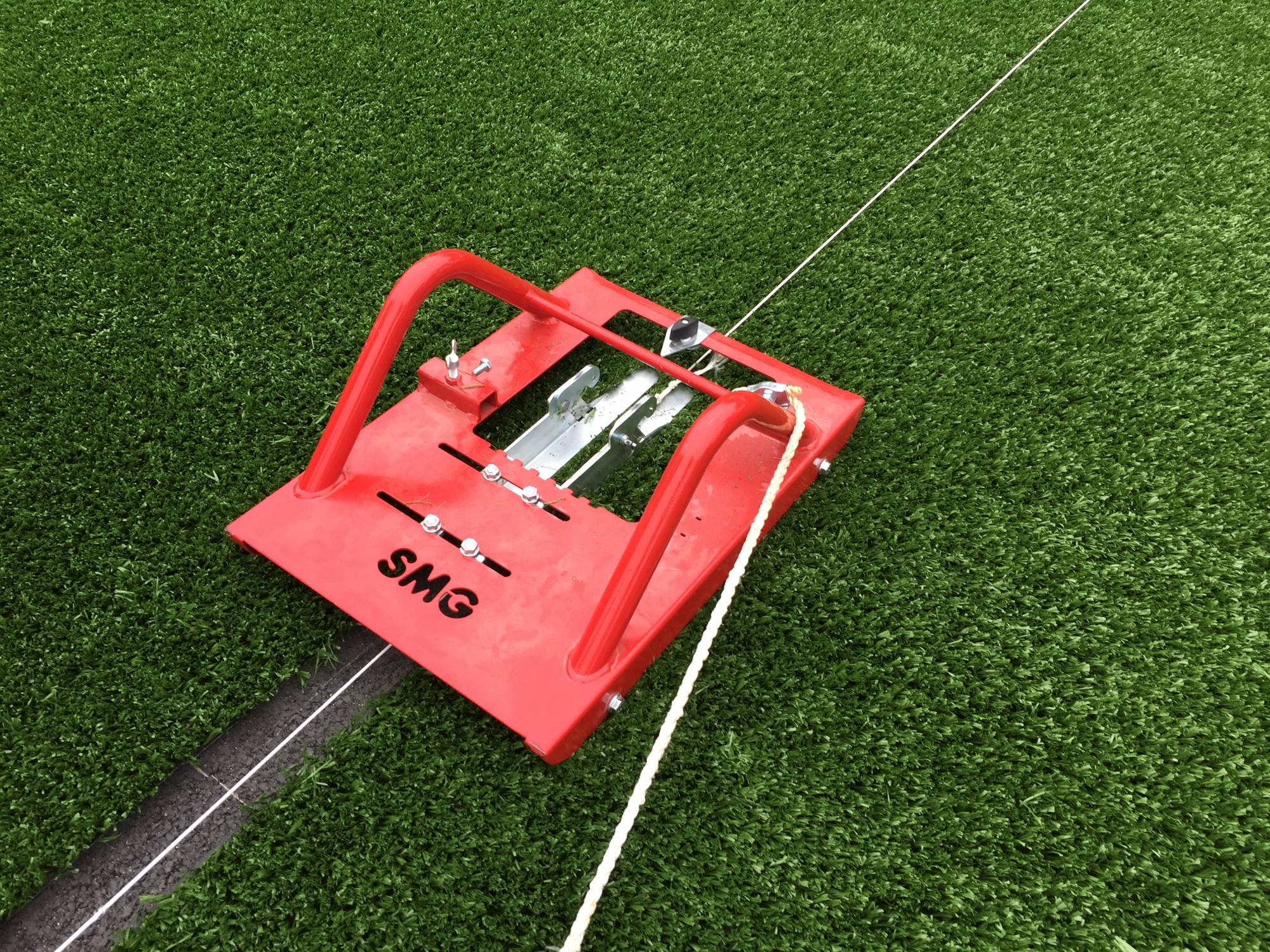 traçage des lignes de jeu d'un terrain multisport