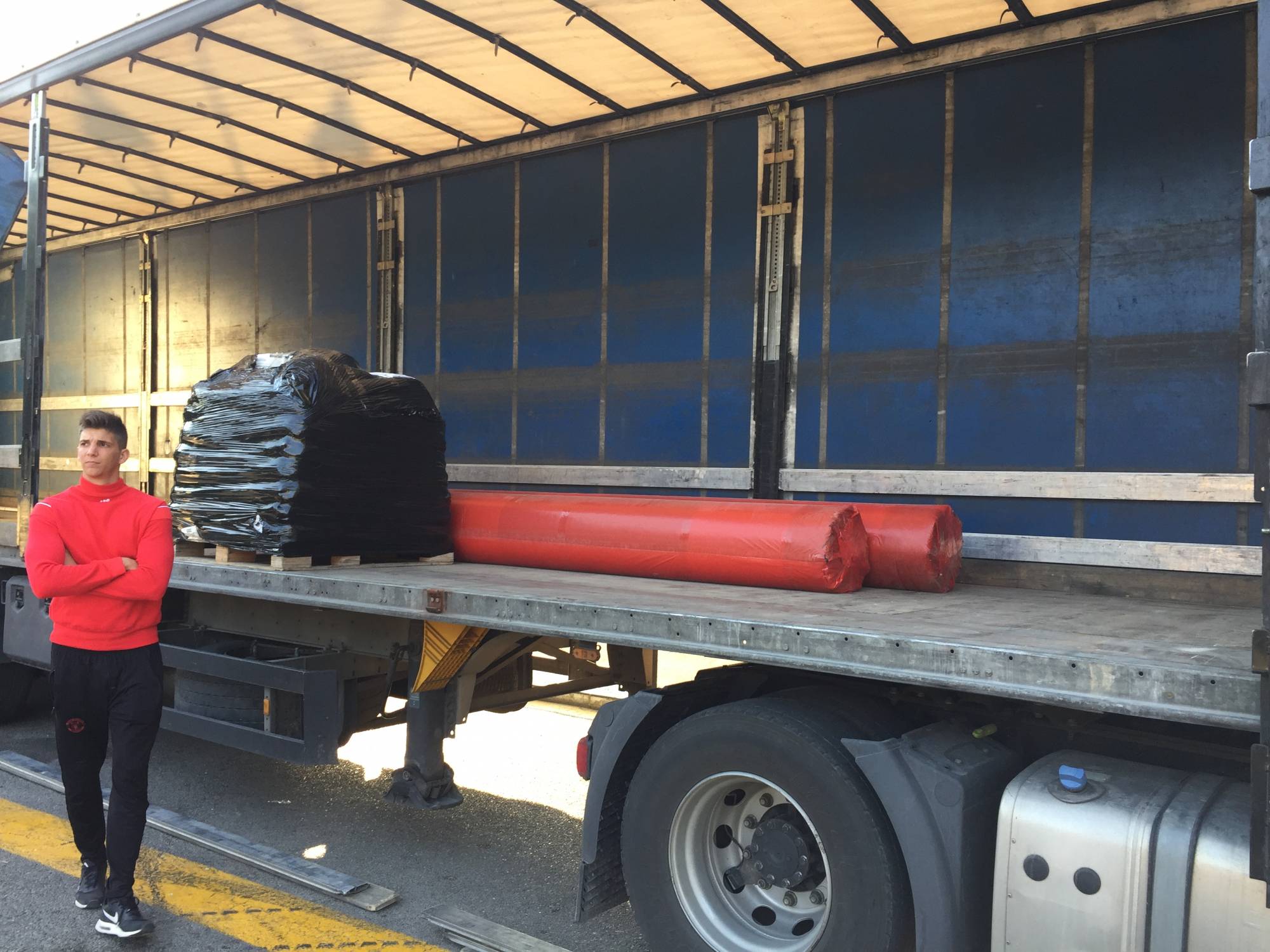 city stade de Grans dans les Bouches du Rhône