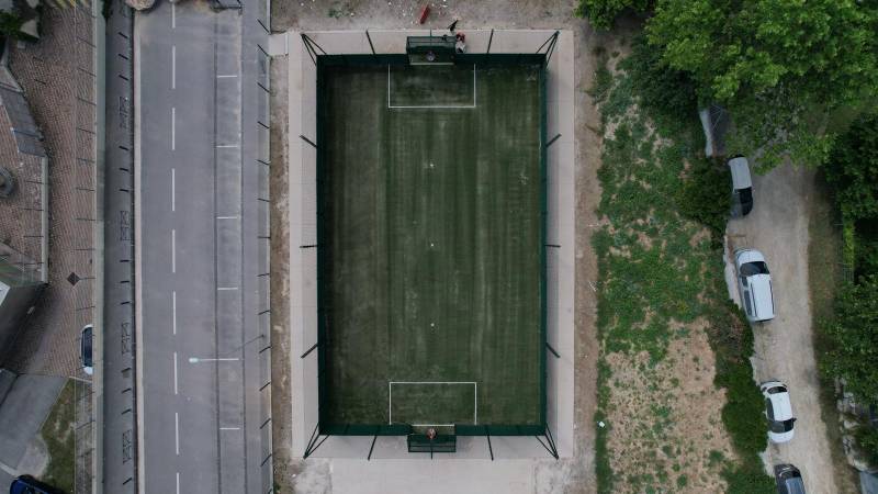 Fabrication et installation de terrain multisports à Marseille