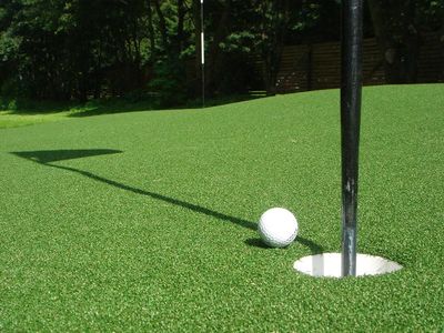 Notre zone d'activité pour ce service Remplacement de surface synthétique pour parcours de golf